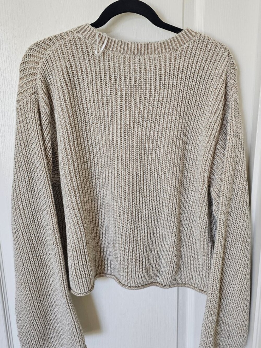 Divided H&M sweater | Size: L | Color: Tan/cream | 100% acrylic | Pre-owned Good